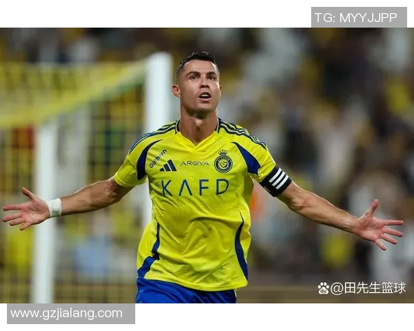 足球明星中谁的球技最为出众引发球迷热议与讨论